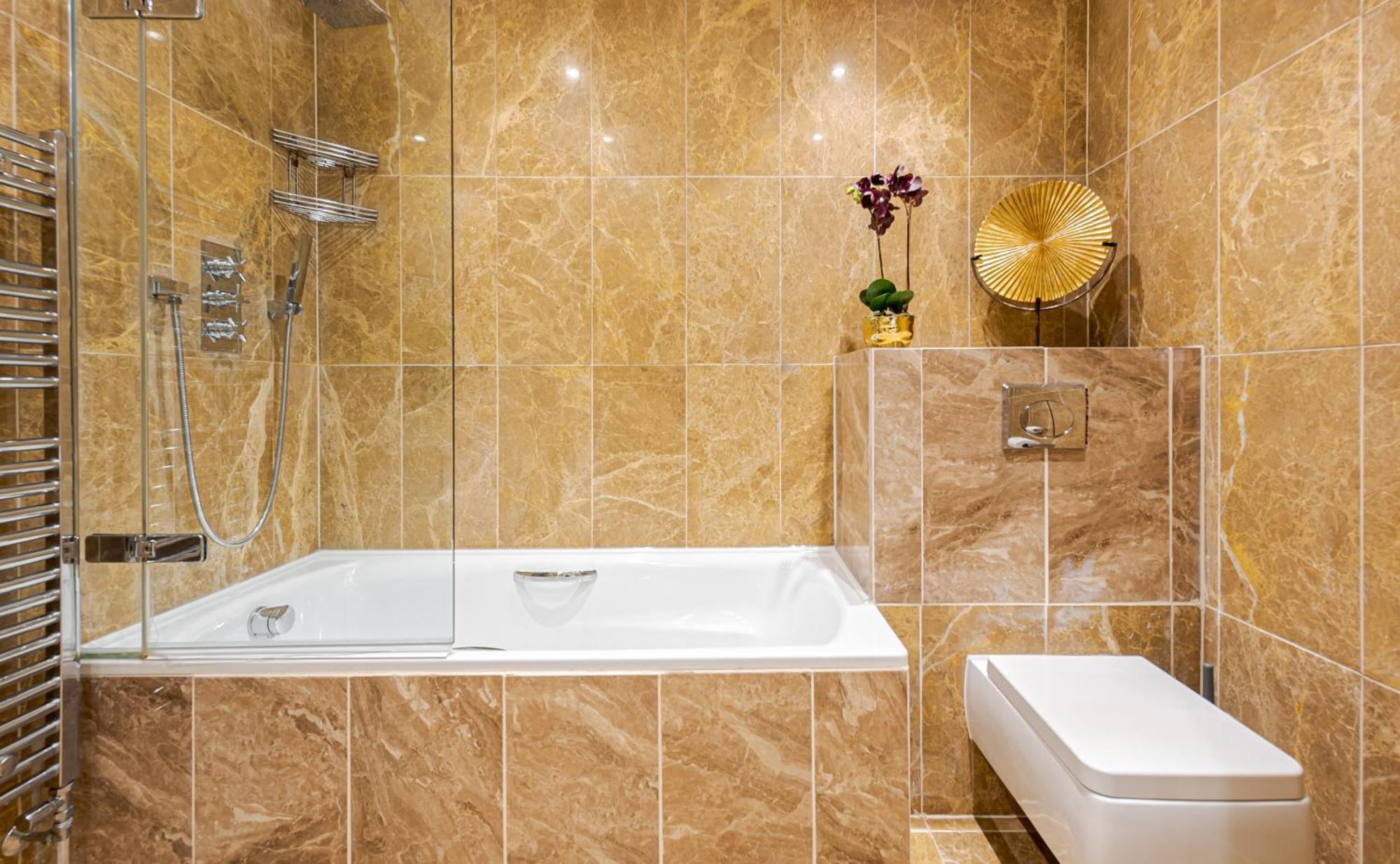 Chic Belgravia Hideaway With Private Patio 10 Mins To Harrods Apartamento *