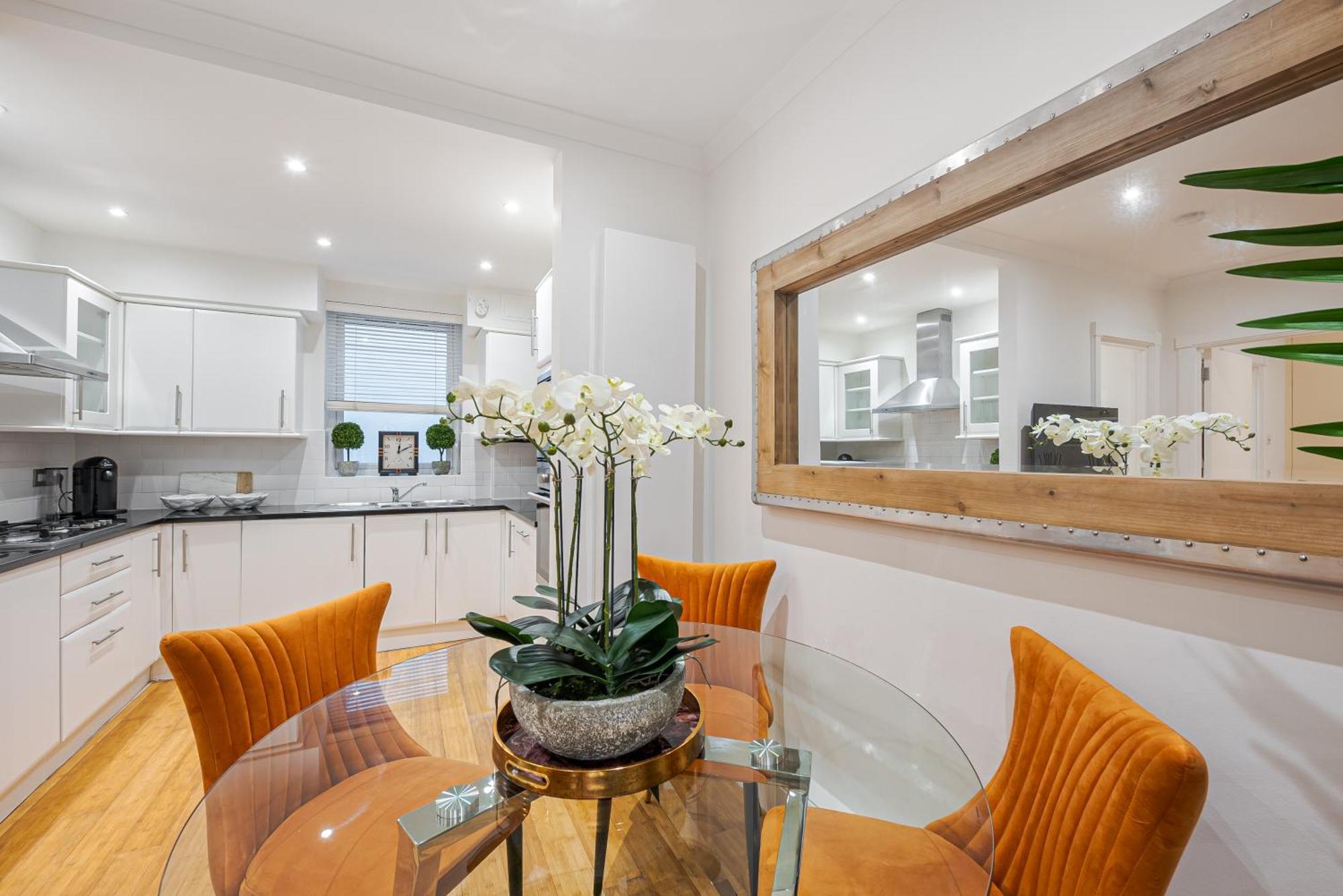 Apartamento Chic Belgravia Hideaway With Private Patio 10 Mins To Harrods *